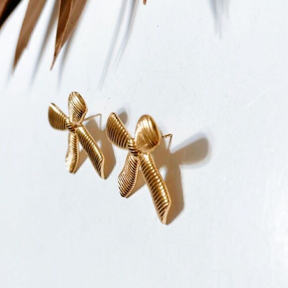 Textured gold bow earrings #1024 - Picture 3 of 5